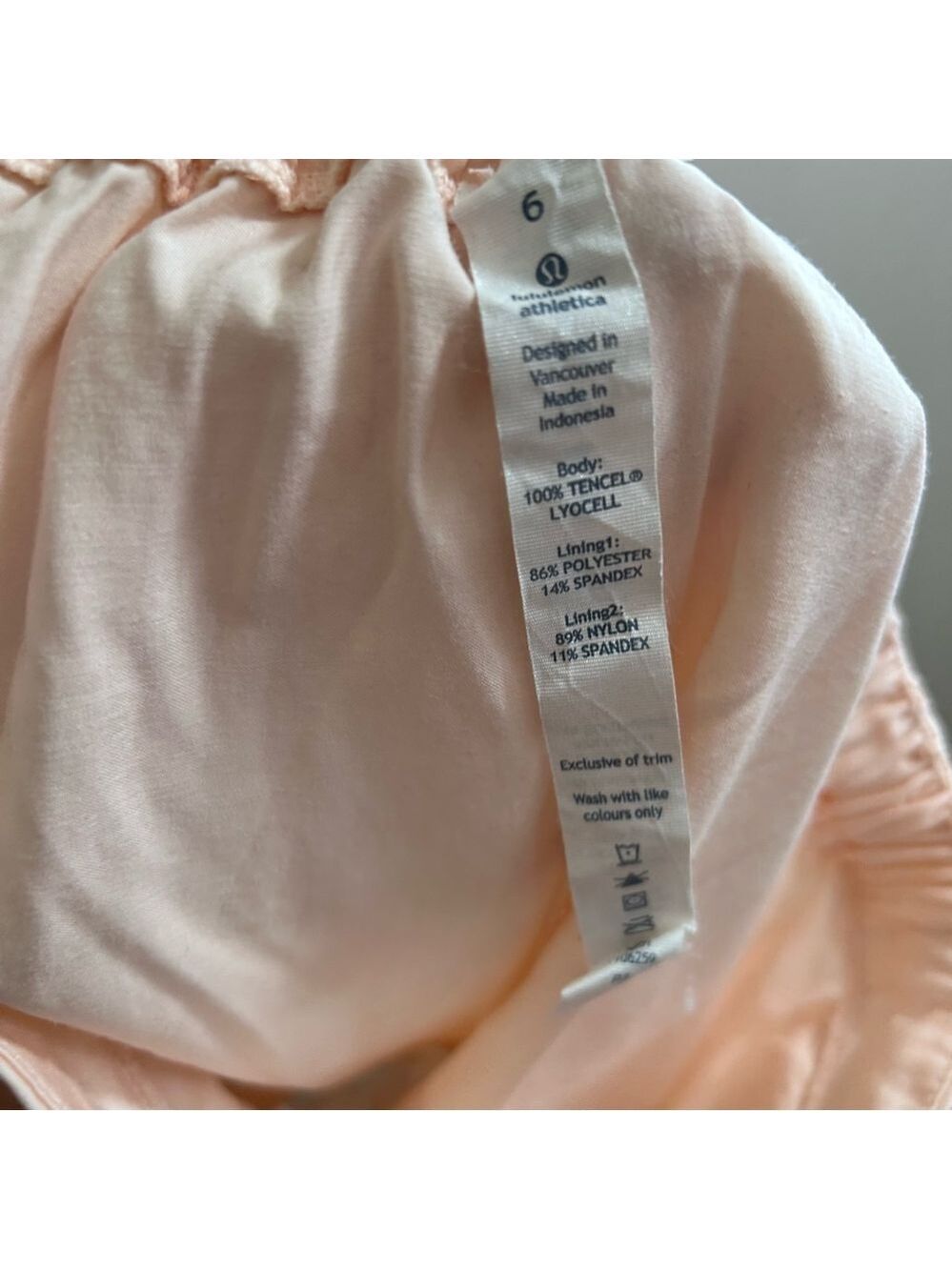Rare Lululemon Wake and Flow Short High Rise Loose Fit Butter  Pink Size 6 - Picture 5 of 8